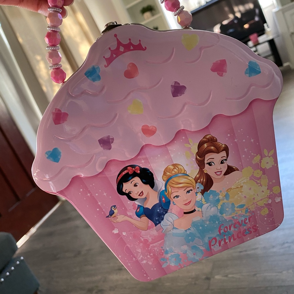 Disney princess tin can purse